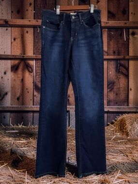 Levi’s Classic boot cut Dark Wash denim,light stretch Jeans,western,elevated